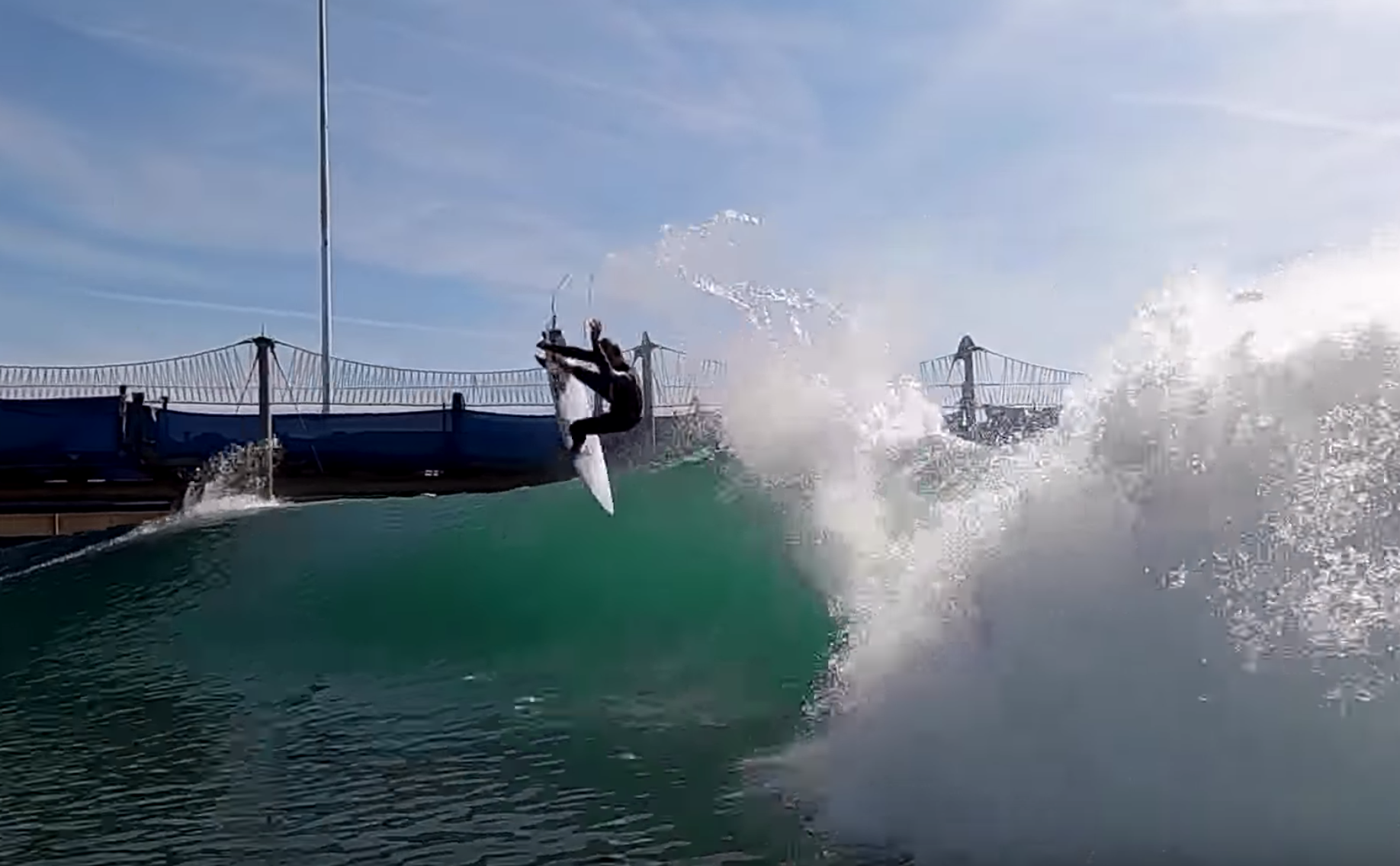 La pretemporada de John Johnn con su familia en la piscina de Slater DUKE