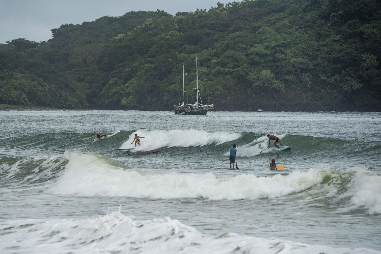 Estas son las series del panamericano de surf DUKE