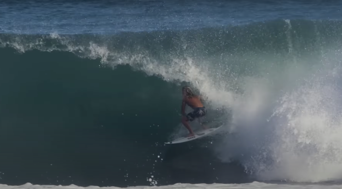 Viaje relámpago de Jackson y su padrino, Kelly Slater, a Barbados DUKE